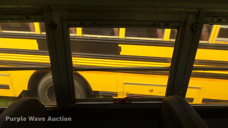 image for item ER9631 1999 International 3800 school bus