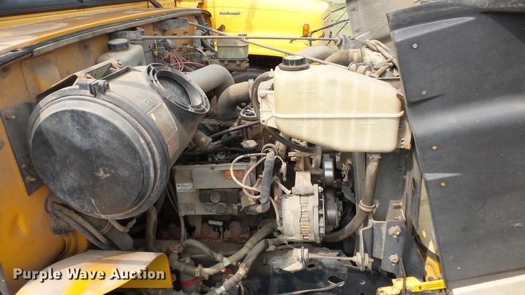 image for item ER9631 1999 International 3800 school bus