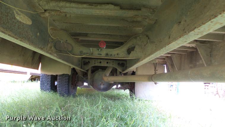 image for item ER9631 1999 International 3800 school bus