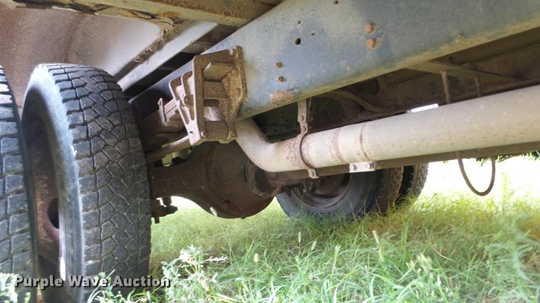 image for item ER9631 1999 International 3800 school bus