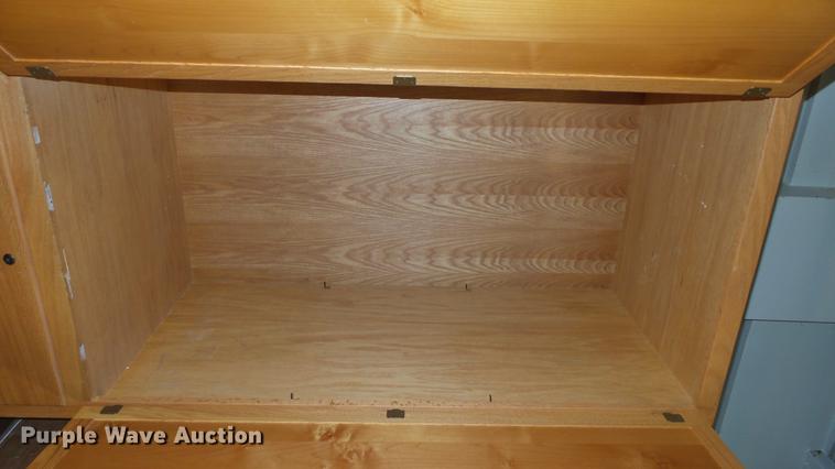 image for item ER9651 Wood cabinet