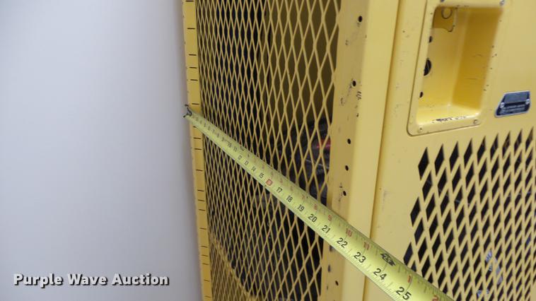 image for item ER9676 (2) steel lockers