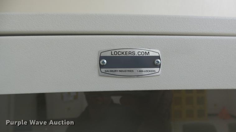 image for item ER9676 (2) steel lockers