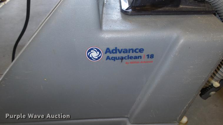 image for item ER9678 (8) floor machines