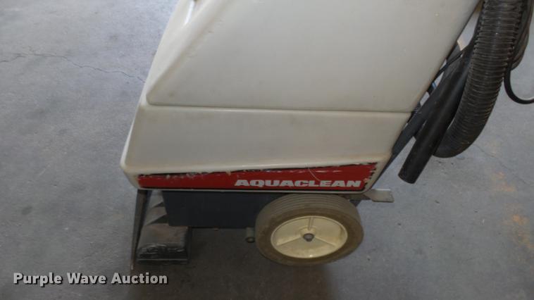 image for item ER9678 (8) floor machines