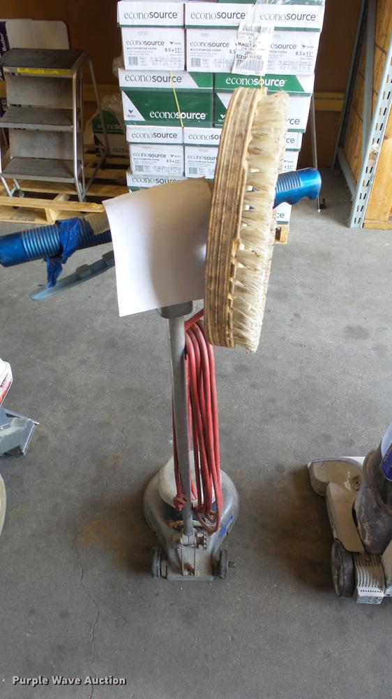 image for item ER9678 (8) floor machines