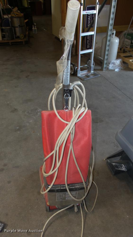 image for item ER9678 (8) floor machines