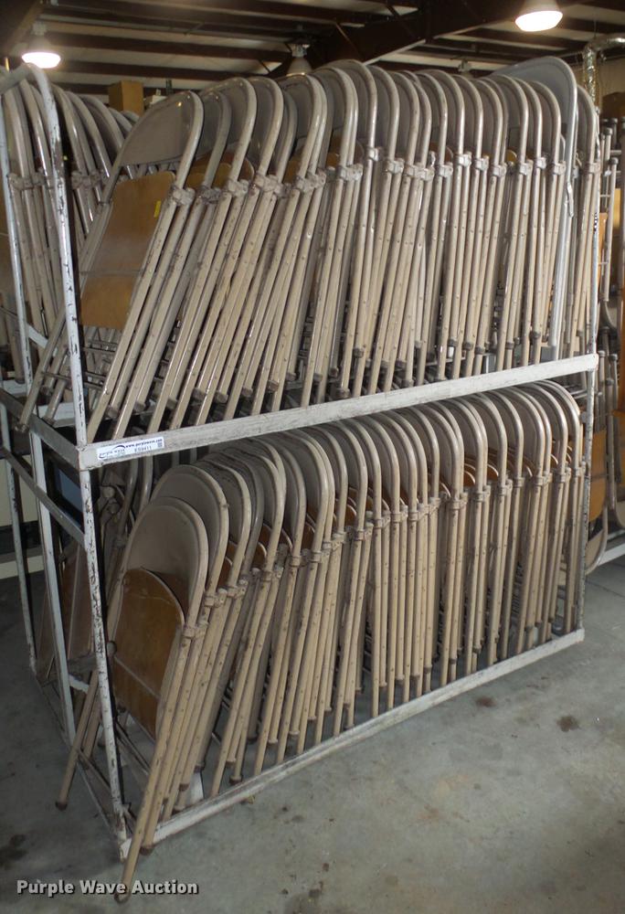 image for item ES9411 Approximately 90 metal folding chairs