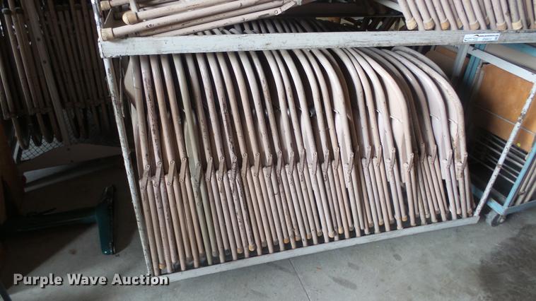 image for item ES9413 Approximately 160 metal folding chairs