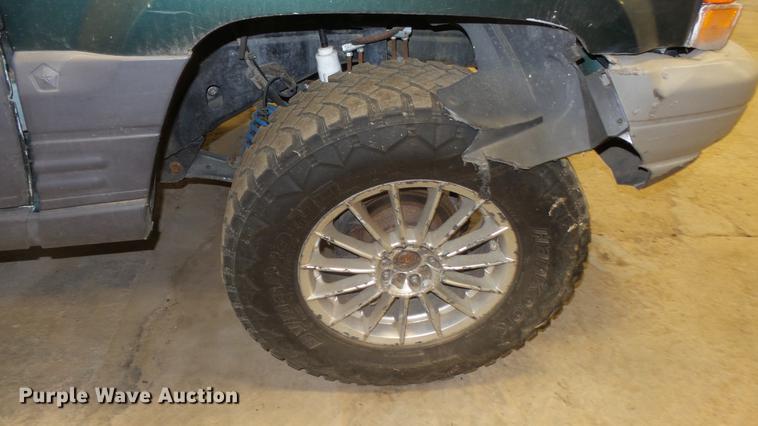 image for item ET9407 1996 Jeep Grand Cherokee SUV