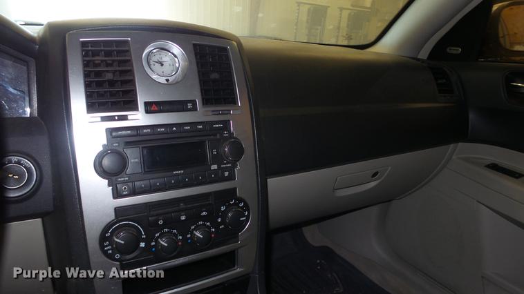 image for item ET9408 2005 Chrysler 300 C