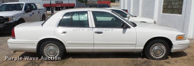 image for item ET9409 1998 Ford Crown Victoria Police Interceptor