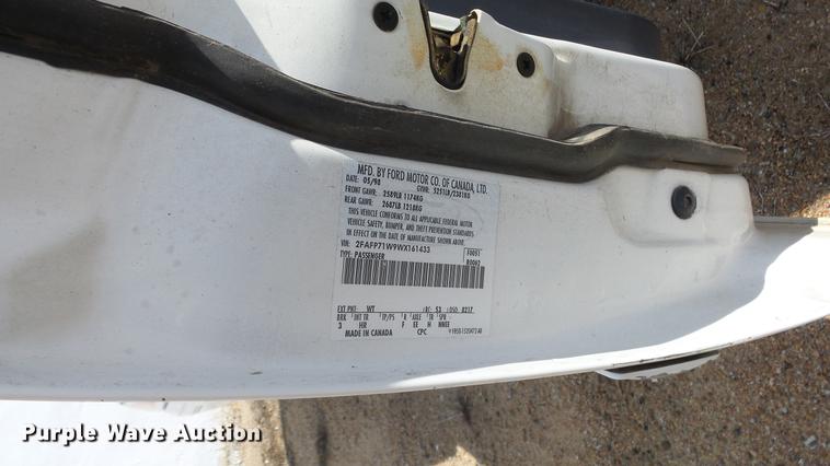 image for item ET9409 1998 Ford Crown Victoria Police Interceptor