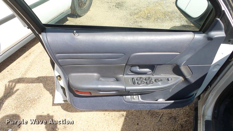 image for item ET9409 1998 Ford Crown Victoria Police Interceptor