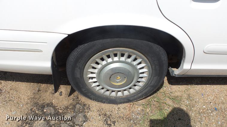 image for item ET9409 1998 Ford Crown Victoria Police Interceptor