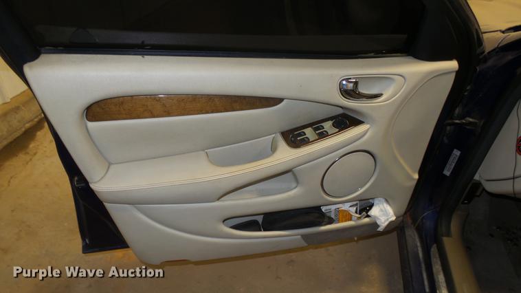 image for item ET9410 2002 Jaguar X-Type