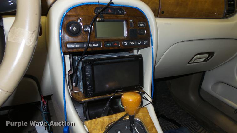 image for item ET9410 2002 Jaguar X-Type