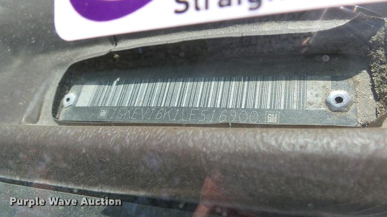 image for item ET9413 1990 GMC Suburban 1500 SUV