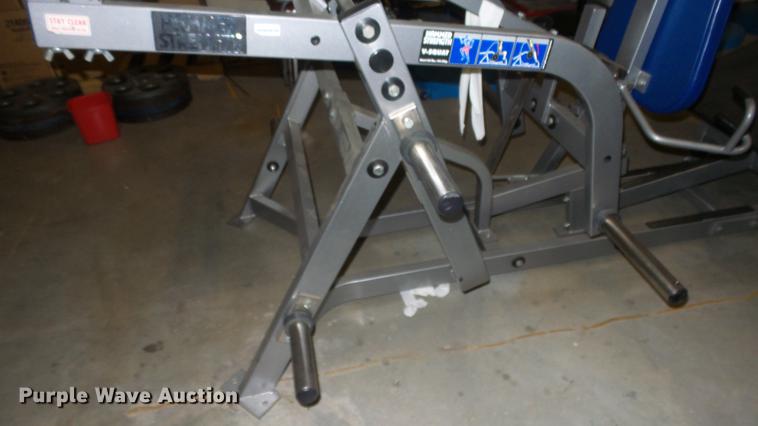 image for item ET9414 Hammer Strength V-squat machine