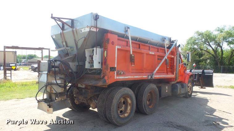 image for item ET9434 1999 International 4900 dump truck