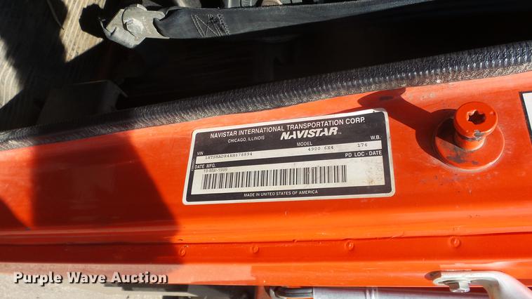 image for item ET9434 1999 International 4900 dump truck