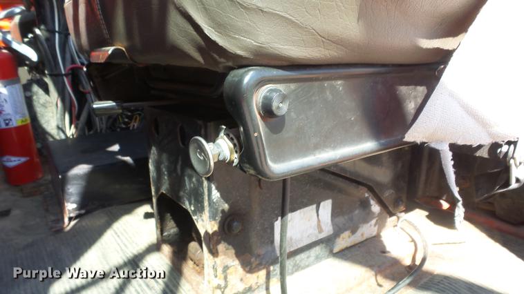 image for item ET9434 1999 International 4900 dump truck