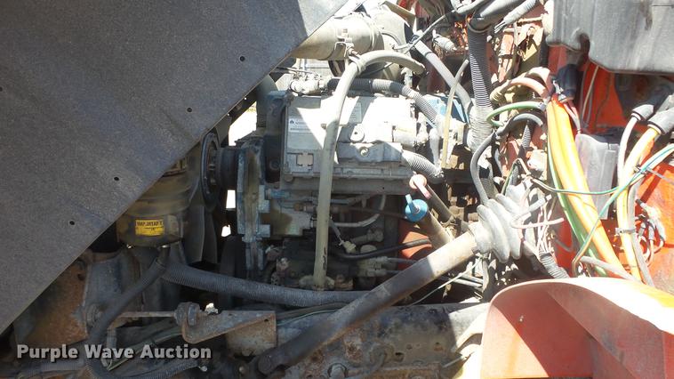 image for item ET9434 1999 International 4900 dump truck