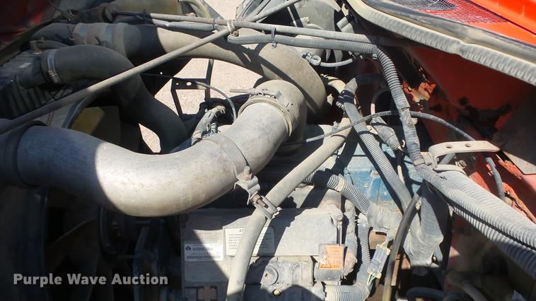 image for item ET9434 1999 International 4900 dump truck