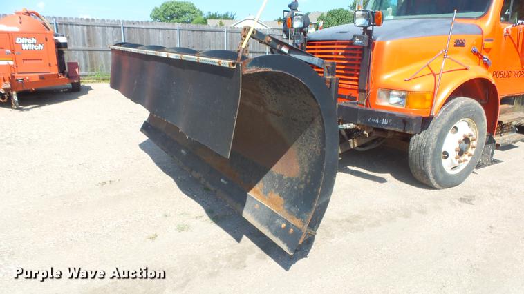 image for item ET9434 1999 International 4900 dump truck