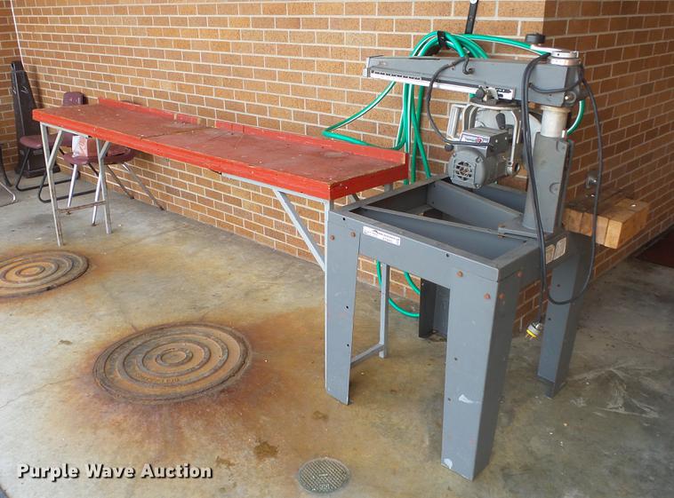 image for item ET9443 Dewalt 790 saw