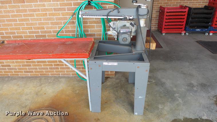 image for item ET9443 Dewalt 790 saw