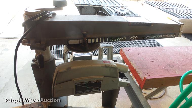 image for item ET9443 Dewalt 790 saw