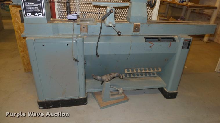 image for item ET9448 Delta DL40 lathe