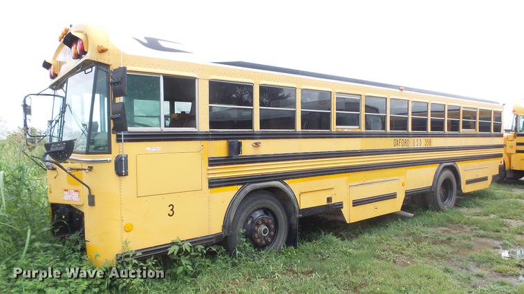 image for item ET9453 2000 Blue Bird TC2000 school bus