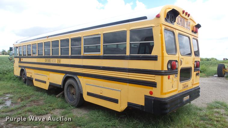 image for item ET9453 2000 Blue Bird TC2000 school bus
