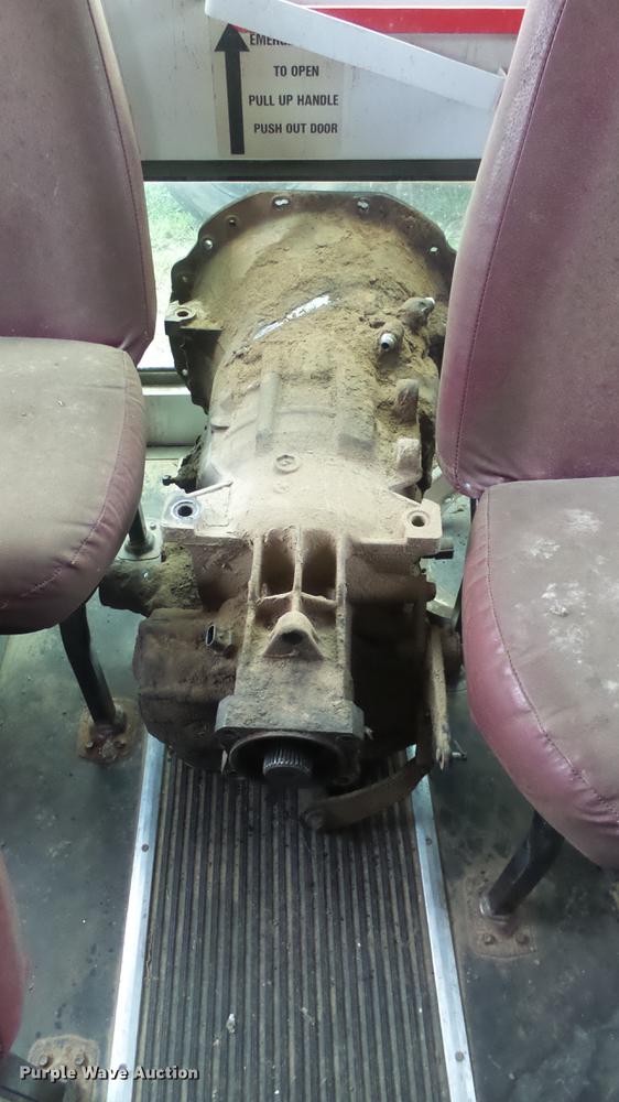 image for item ET9453 2000 Blue Bird TC2000 school bus