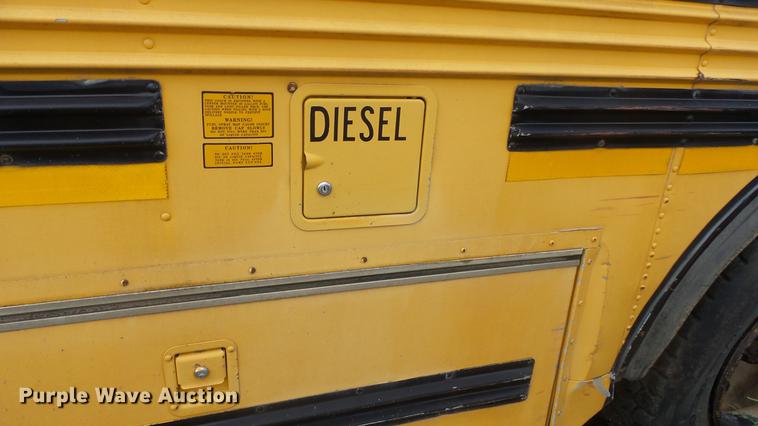 image for item ET9453 2000 Blue Bird TC2000 school bus