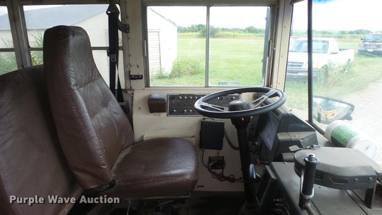 image for item ET9455 1996 Blue Bird TC2000 school bus