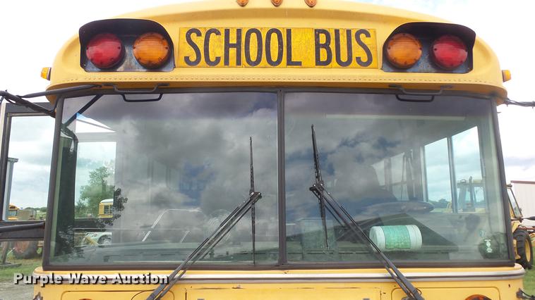 image for item ET9455 1996 Blue Bird TC2000 school bus