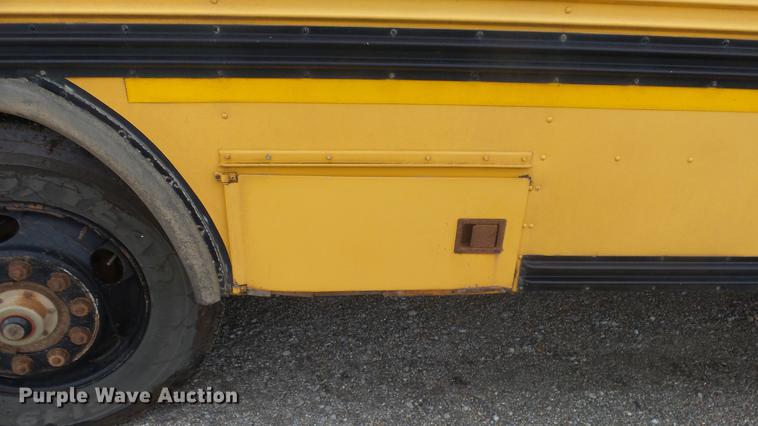 image for item ET9455 1996 Blue Bird TC2000 school bus