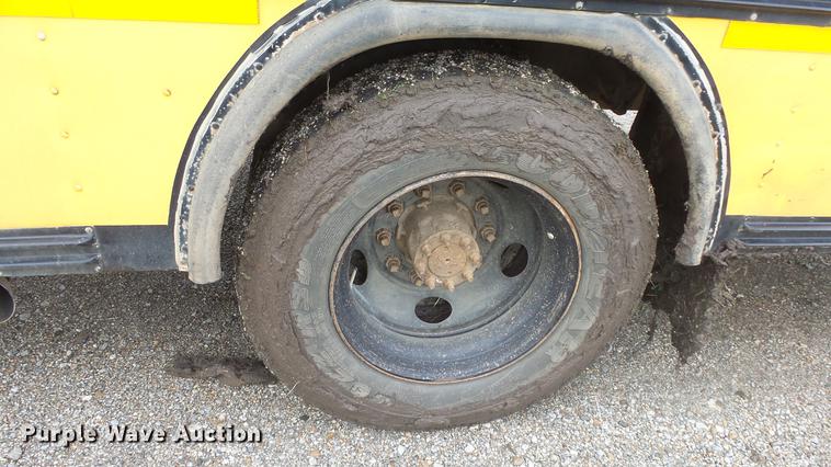 image for item ET9455 1996 Blue Bird TC2000 school bus