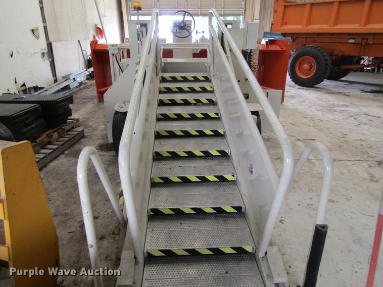 image for item EU9508 Brownie Just Mobility Series One wheelchair lift