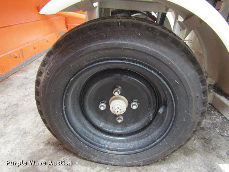 image for item EU9508 Brownie Just Mobility Series One wheelchair lift