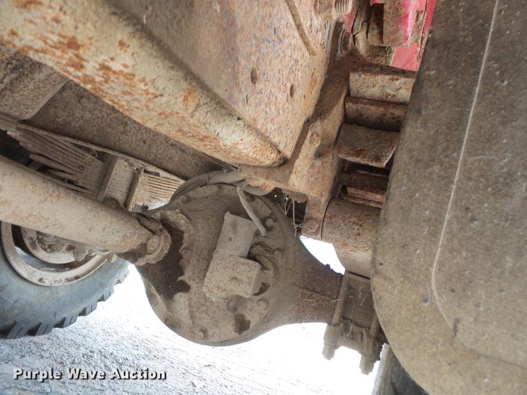 image for item EV9212 1977 Ford F700 dump truck