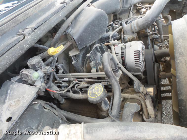 image for item EV9213 2000 Ford F250 pickup truck