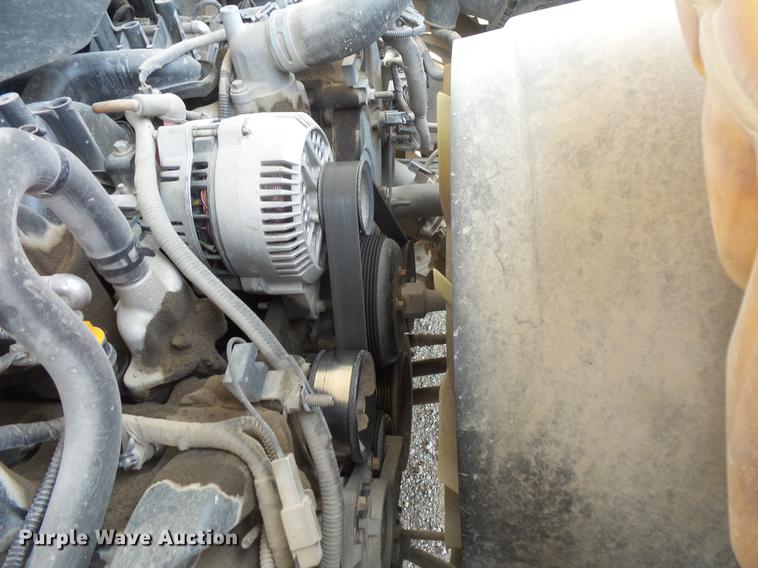 image for item EV9213 2000 Ford F250 pickup truck