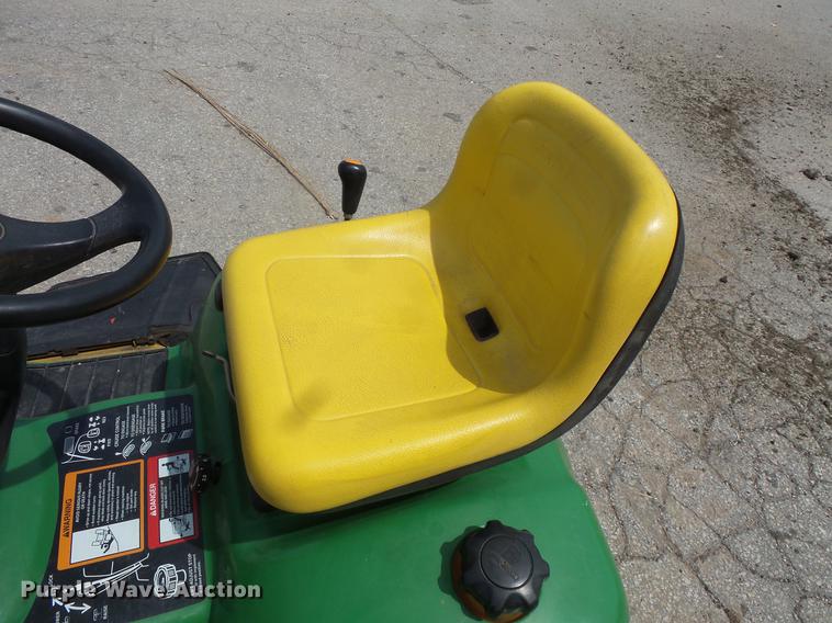 image for item EV9214 John Deere LX279 lawn mower