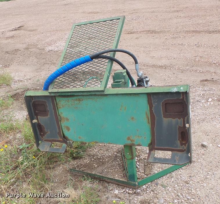 image for item EV9233 Skid steer wire roller