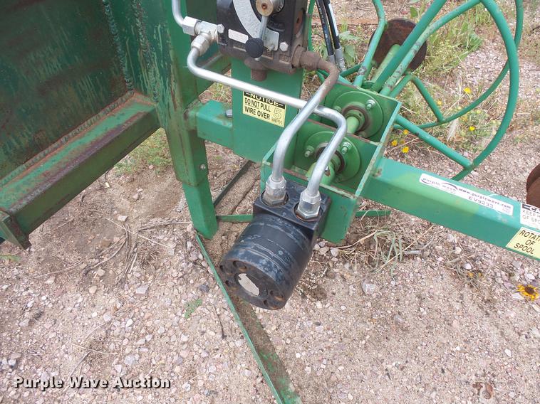 image for item EV9233 Skid steer wire roller