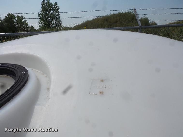 image for item EV9236 (2) solution tanks